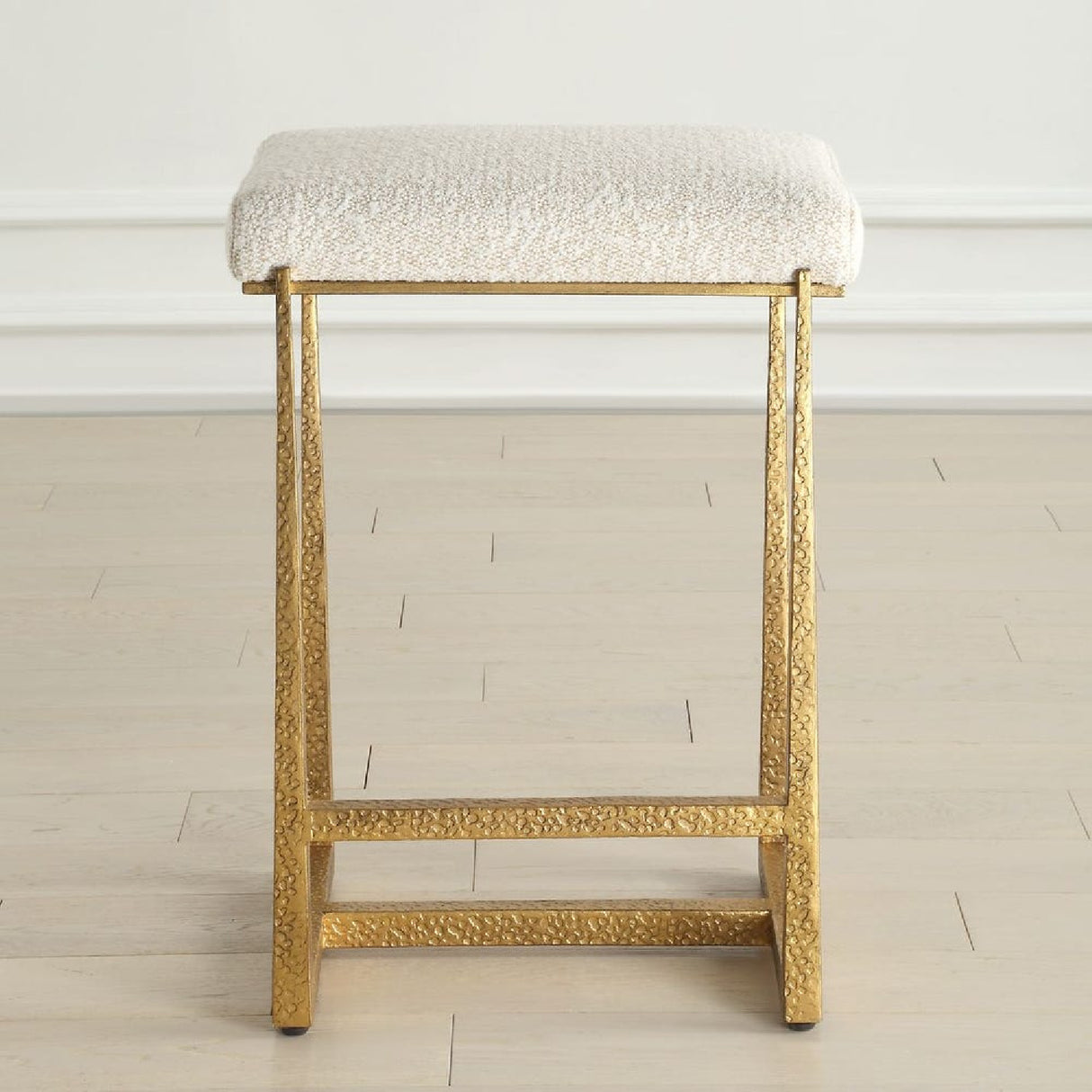   Green Fabric Counter Stool | Oroa.com