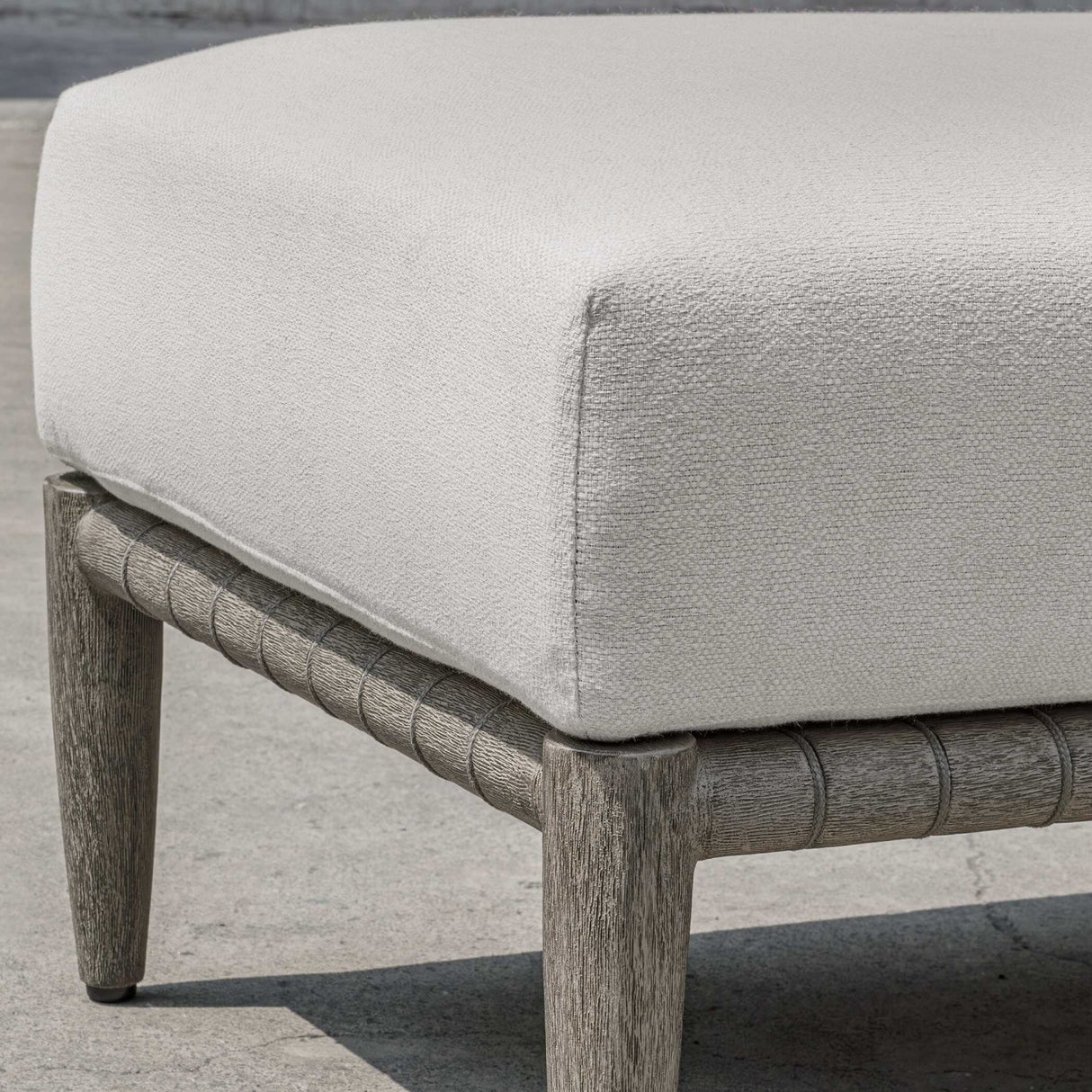   White Cushioned Outdoor Ottoman | Oroa.com