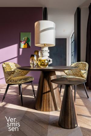 Mindi Pedestal Dining Table | Versmissen Congo | Oroa.com