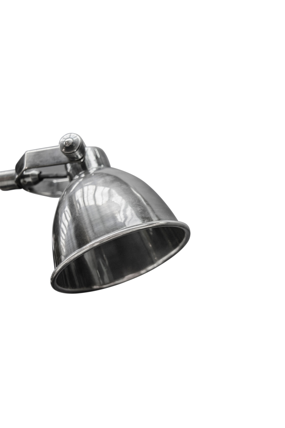 Silver Industrial Wall Lamp | Versmissen Maxim Swing | Oroa.com