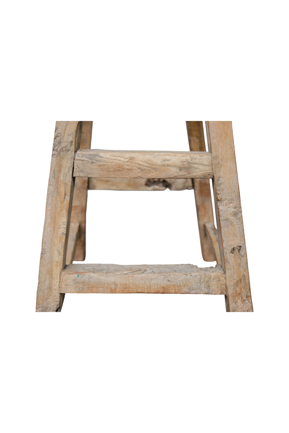 Wooden Round Stool | Versmissen | Oroa.com