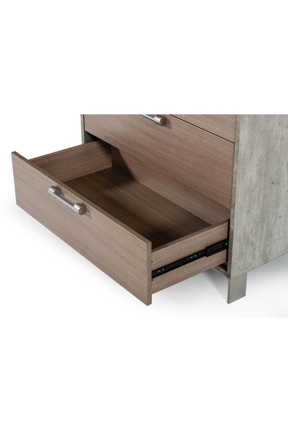 Brown Oak 5-Drawer Chest | OROA Modern Boston | Oroa.com
