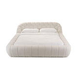 Off-white Hexagonal Tufted Bed | OROA Modern Yolonda | Oroa.com
