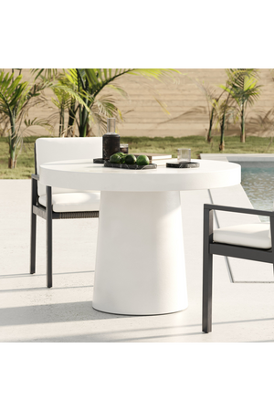 Round Concrete Pedestal Dining Table | OROA Modern Desoto | Oroa.com