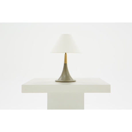 Concrete & Oak Table Lamp | OROA Modern Nunez