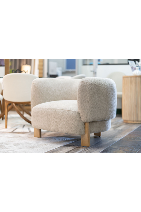 Curved-Back Accent Chair | OROA Modern Optima | Oroa.com