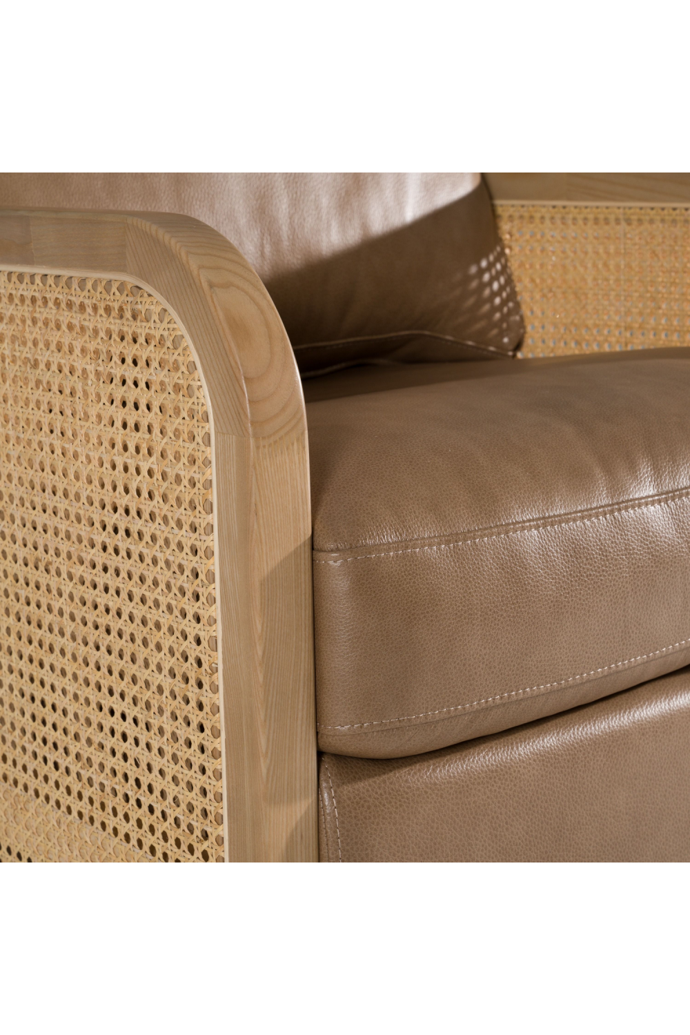 Tan Leather Wicker Swivel Chair | OROA Modern Danson | Oroa.com