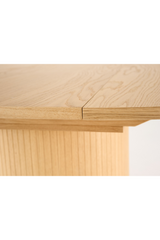 Round Oak Extendable Dining Table | OROA Modern Miami | Oroa.com