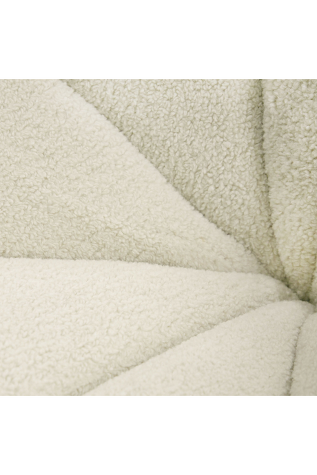 White Sherpa Tufted Swivel Chair | OROA Modern Vera | Oroa.com