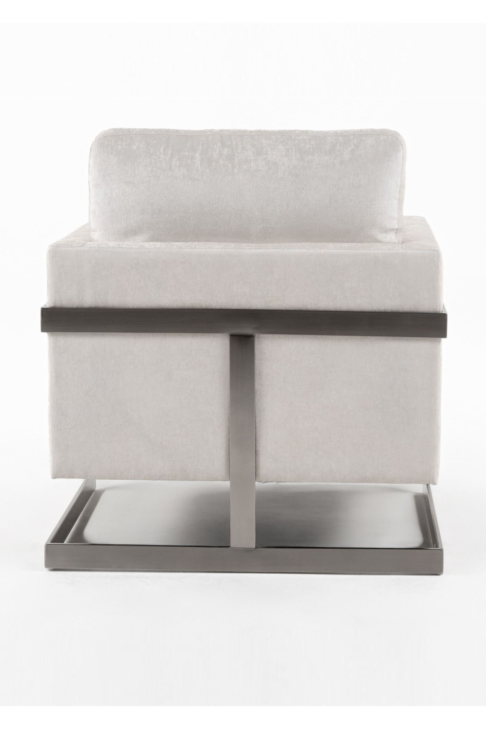 Metal Framed Square Accent Chair | OROA Modern Prince | Oroa.com