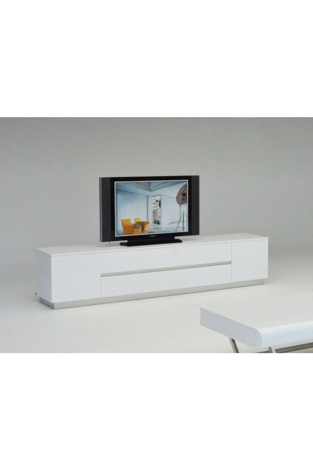 White Crocodile-Textured Sideboard | OROA Modern Skyline | Oroa.com
