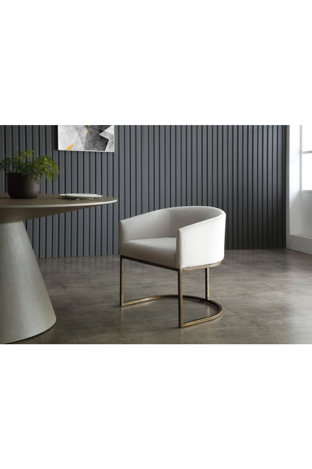 Cantilevered Curved-Back Dining Chair | OROA Modern Elisa | Oroa.com