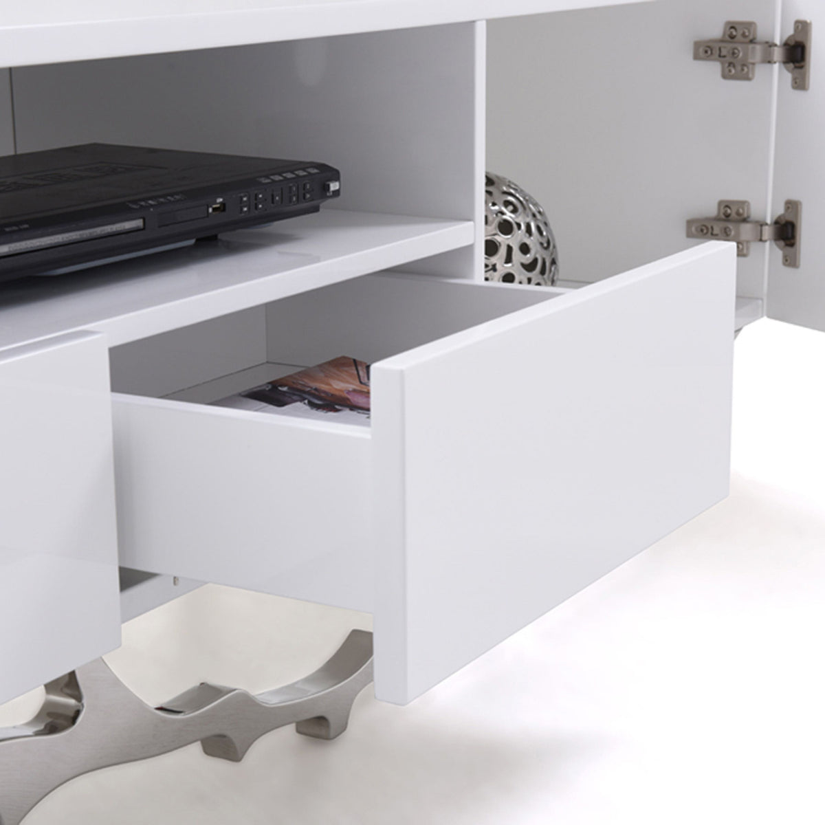 White High-Gloss Media Unit | OROA Modern Legend