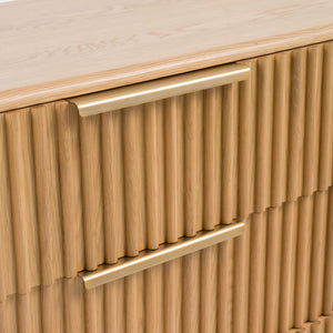   Fluted Oak 4-Drawer Chest | Oroa.com