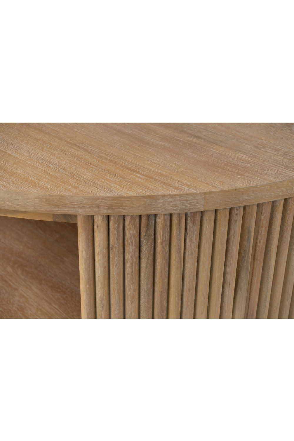 Natural Acacia Round Coffee Table | OROA Modern Jacobson | Oroa.com