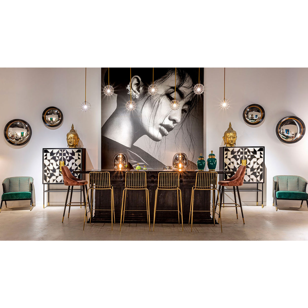   Black Round Mirror | Oroa.com