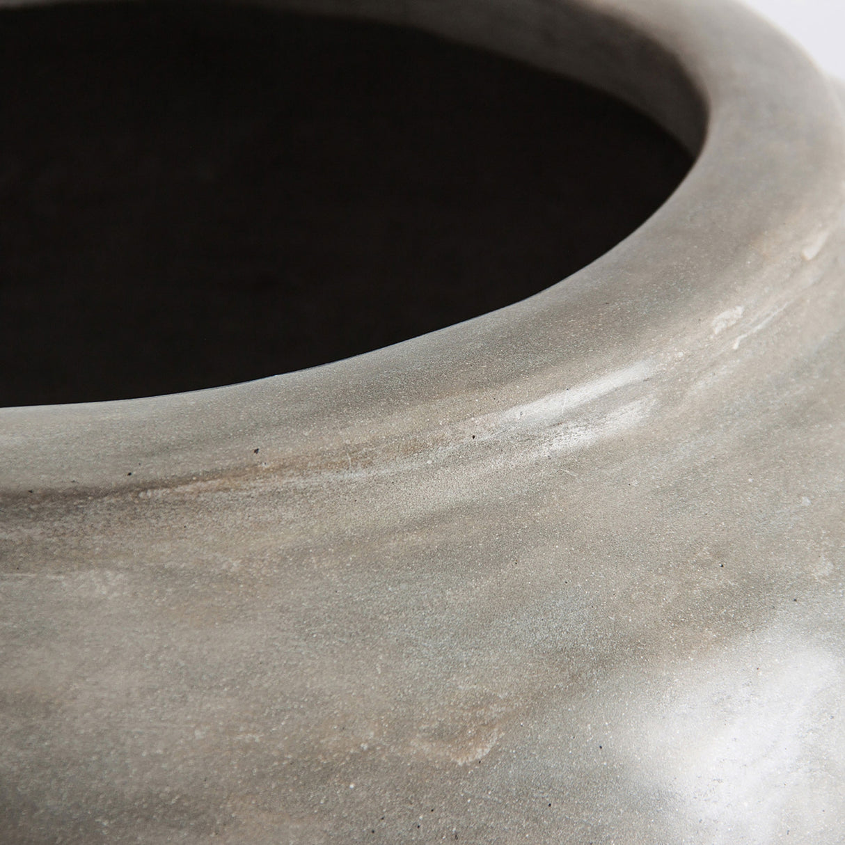   Gray Terracotta Planter | Oroa.com