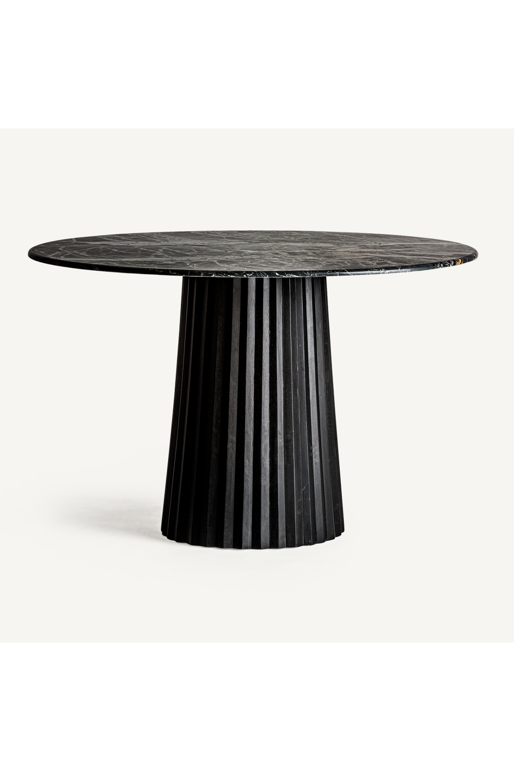 Black Central Base Dining Table | Vical Home Plisse | Oroa.com