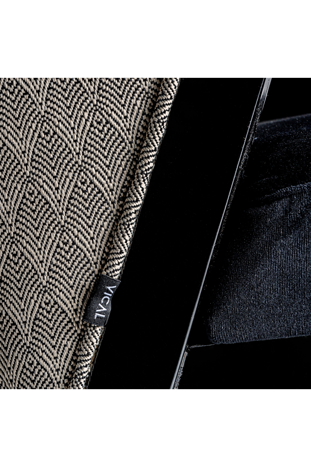 Black Velvet Dining Chair | Vical Home Trun | Oroa.com