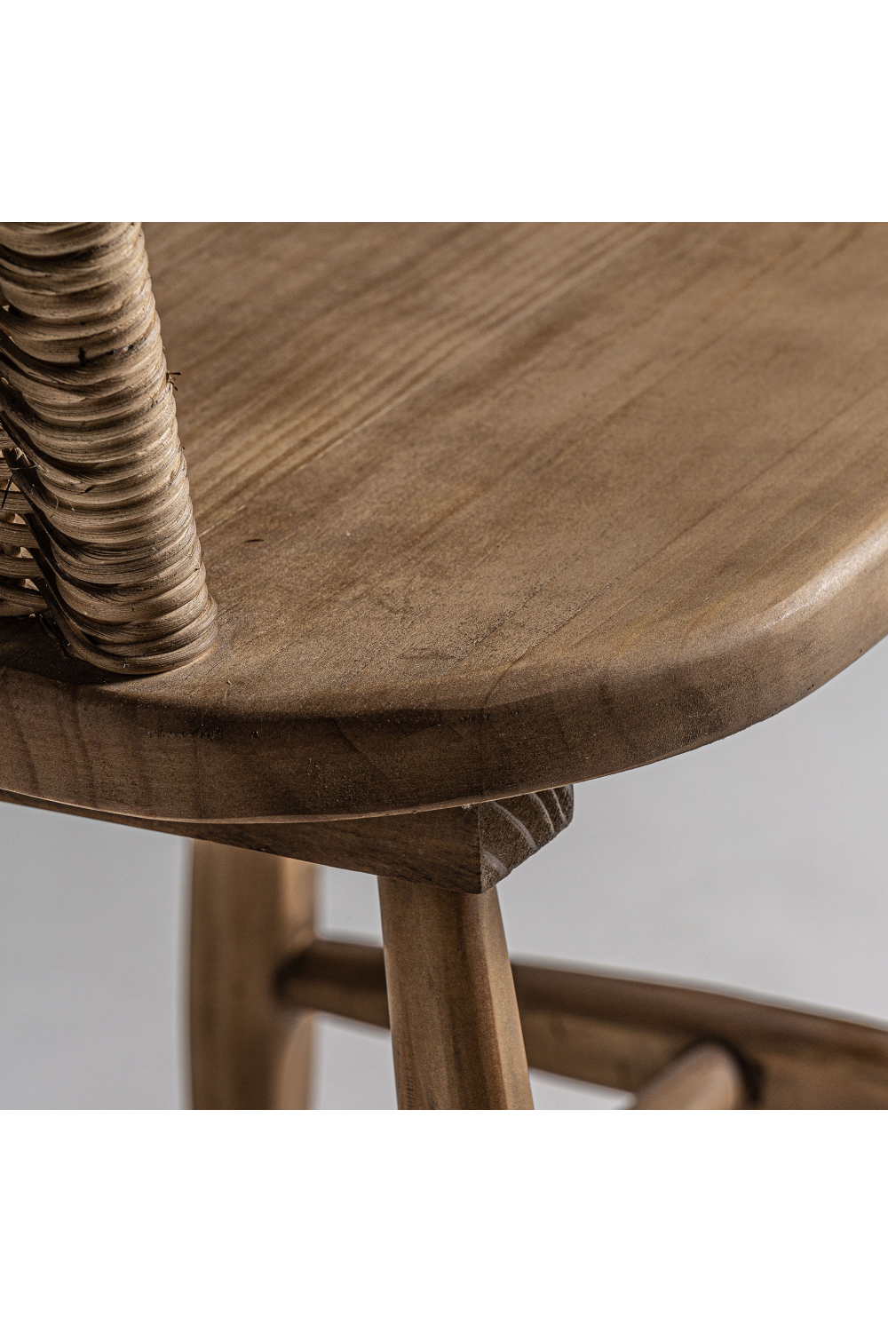 Fir Wood Curved Accent Chair | Vical Home Quenza | Oroatrade.com