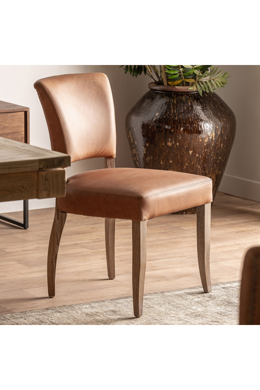 Brown Leather Accent Chair | Vical Home Tolla | Oroatrade.com