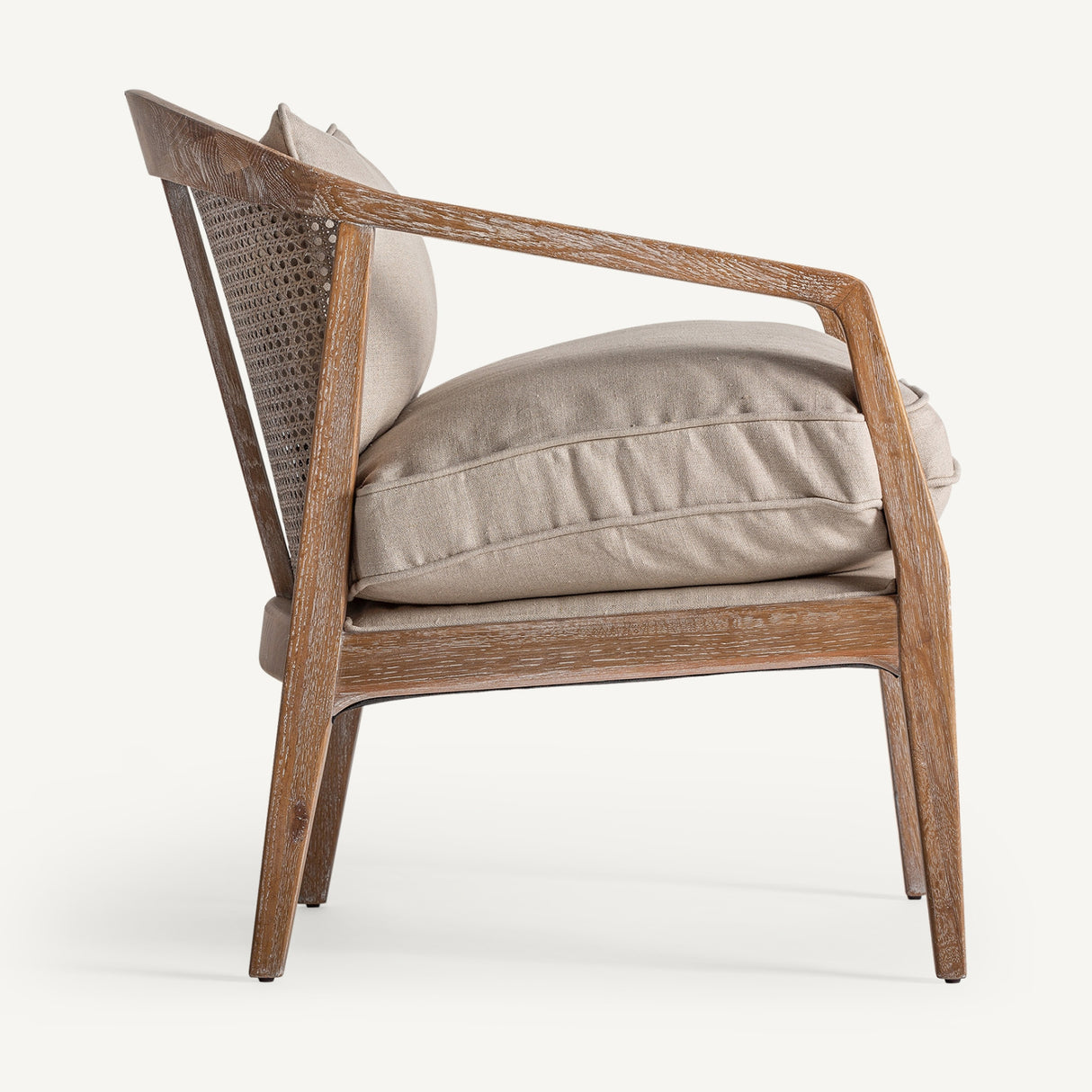   Ashwood Lounge Armchair | Oroa.com