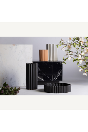 Black Fluted Ceramics Decor | Vical Home Plissé | Oroa.com