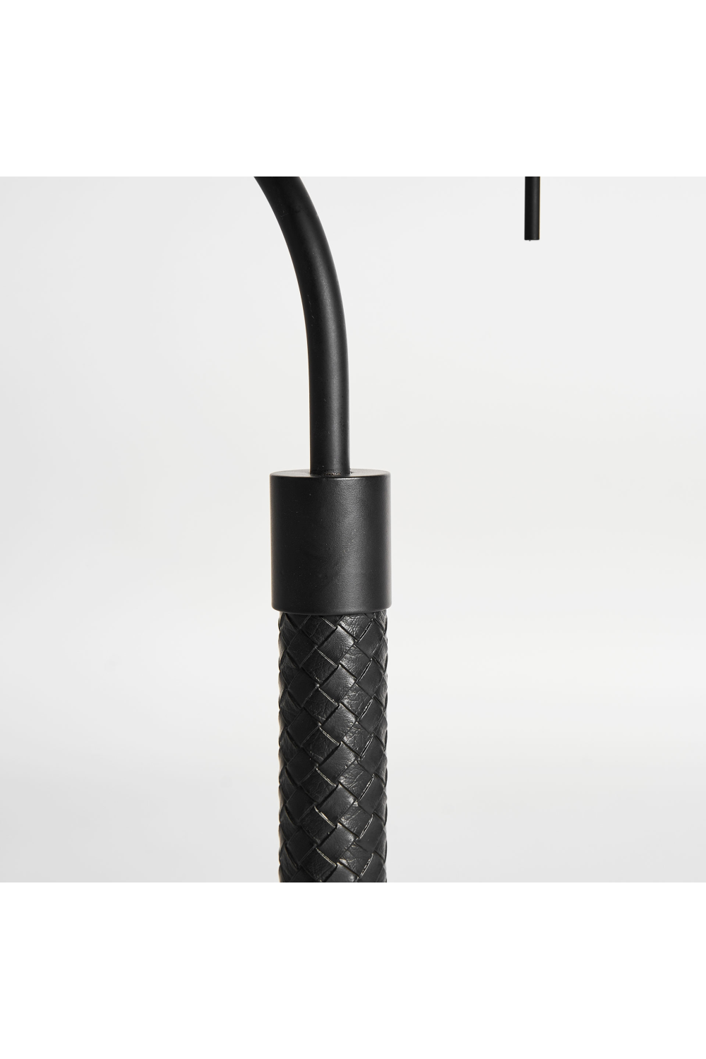 Black Iron Table Lamp | Vical Home Straw | Oroa.com