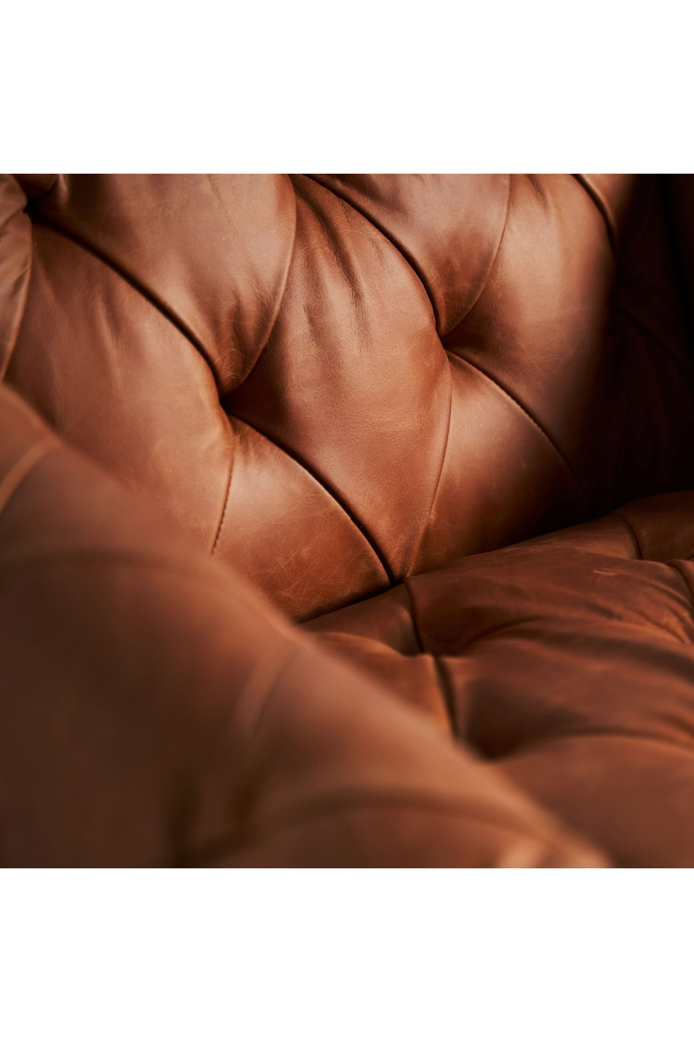 Tufted Brown Leather Armchair | Vical Home Glinsk | Oroatrade.com