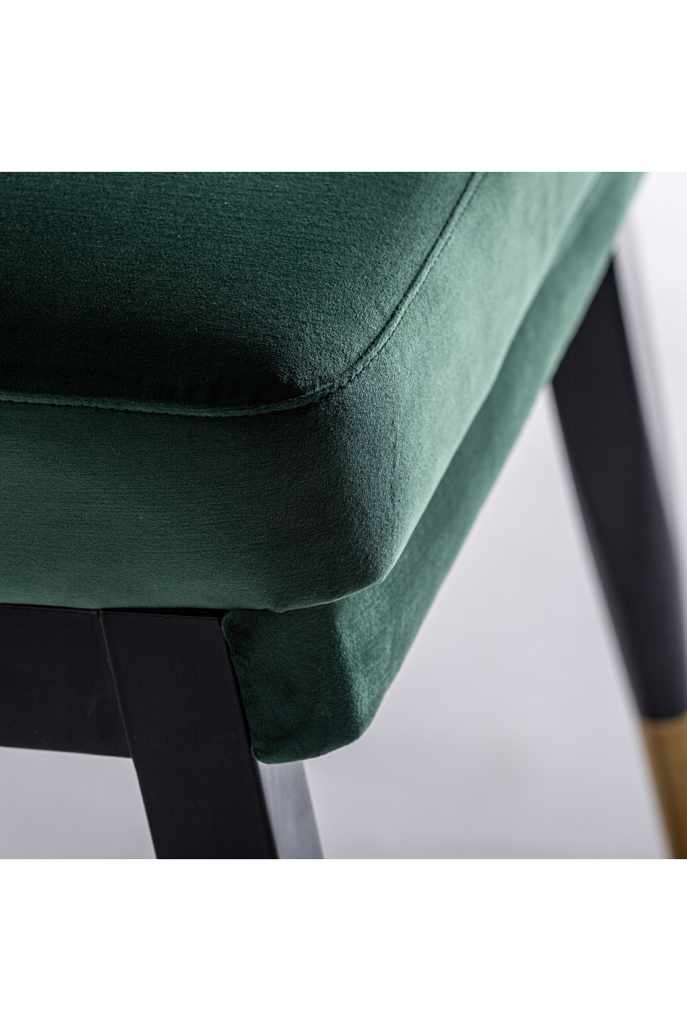 Green Velvet Accent Chair | Vical Home Kelheim | Oroatrade.com