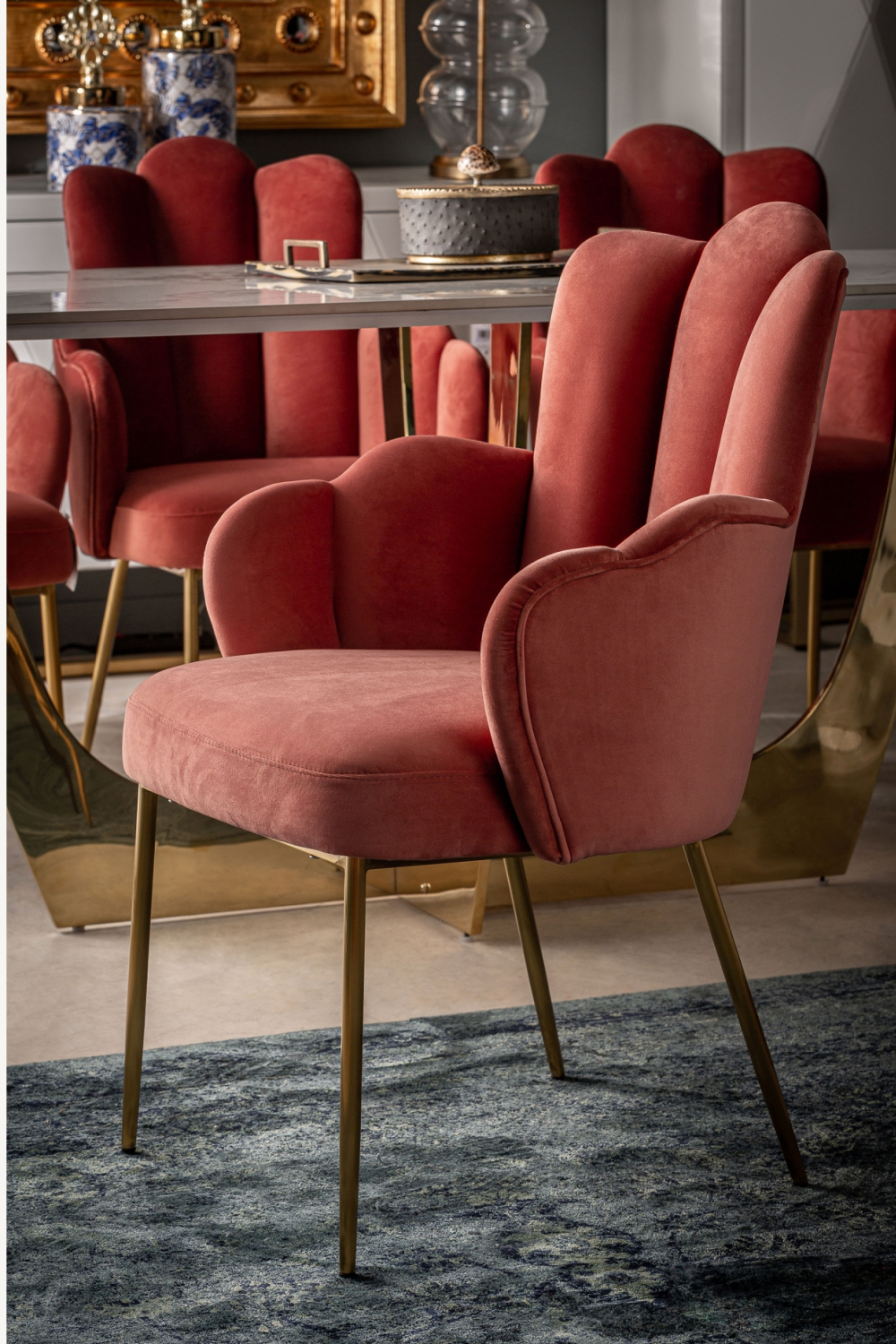 Pink Velvet Accent Chair | Vical Home Krupa | Oroa.com