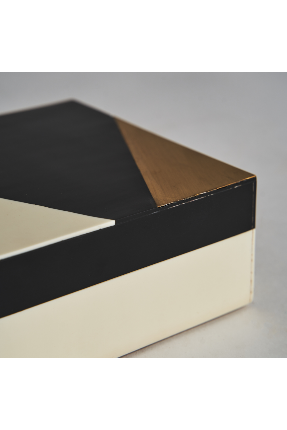 Bone Square Box | Vical Home Ratna | Oroatrade.com