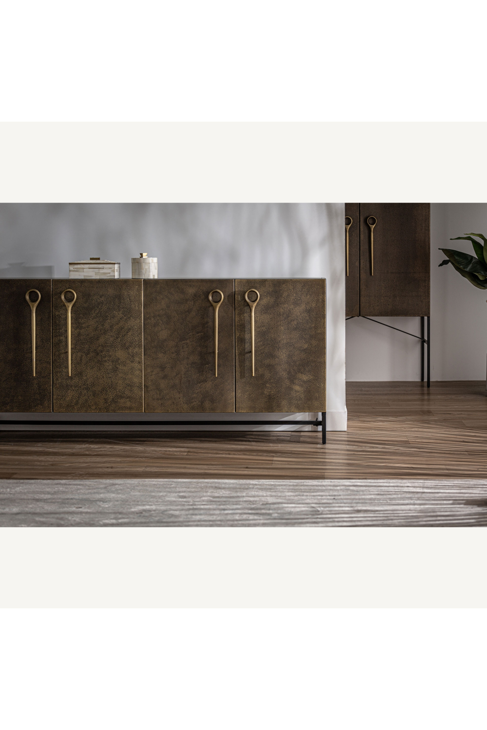 Antique Gold 4-Door Sideboard | Vical Home Bouloire | Oroa.com