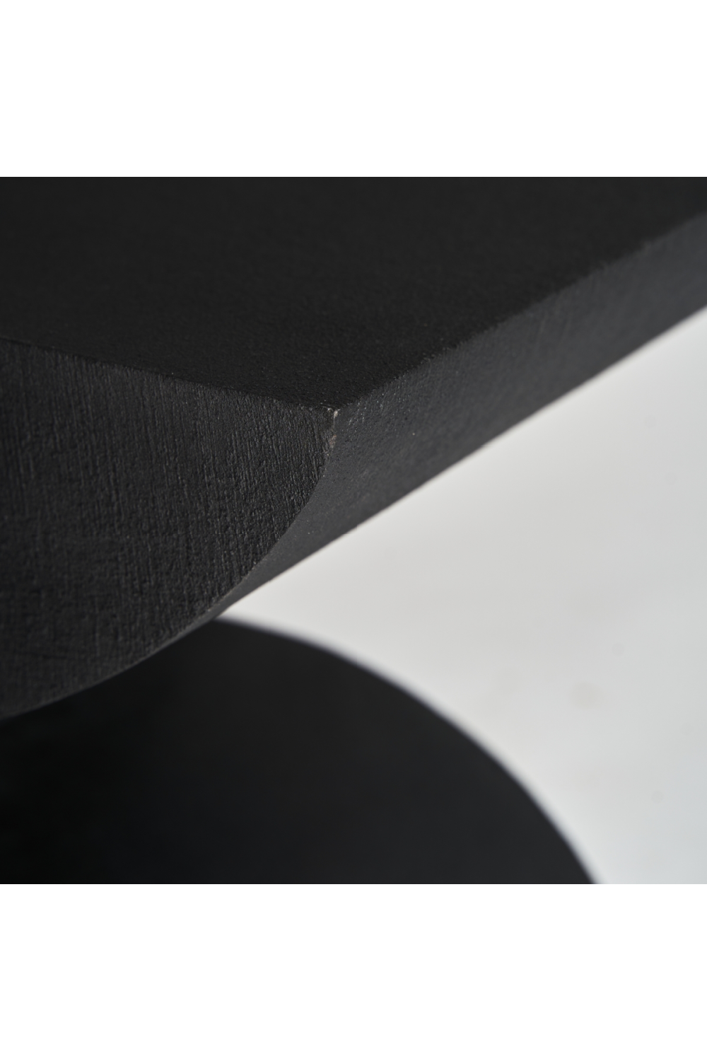   Black Concrete Side Table | Oroa.com