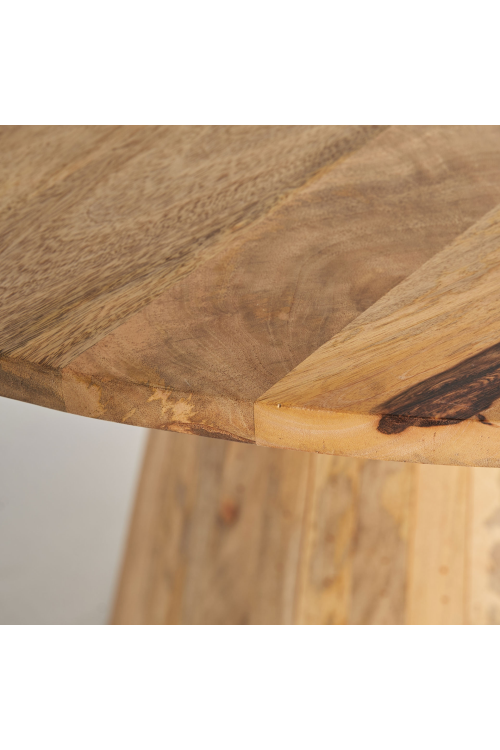   Round Mango Wood Dining Table | Oroa.com