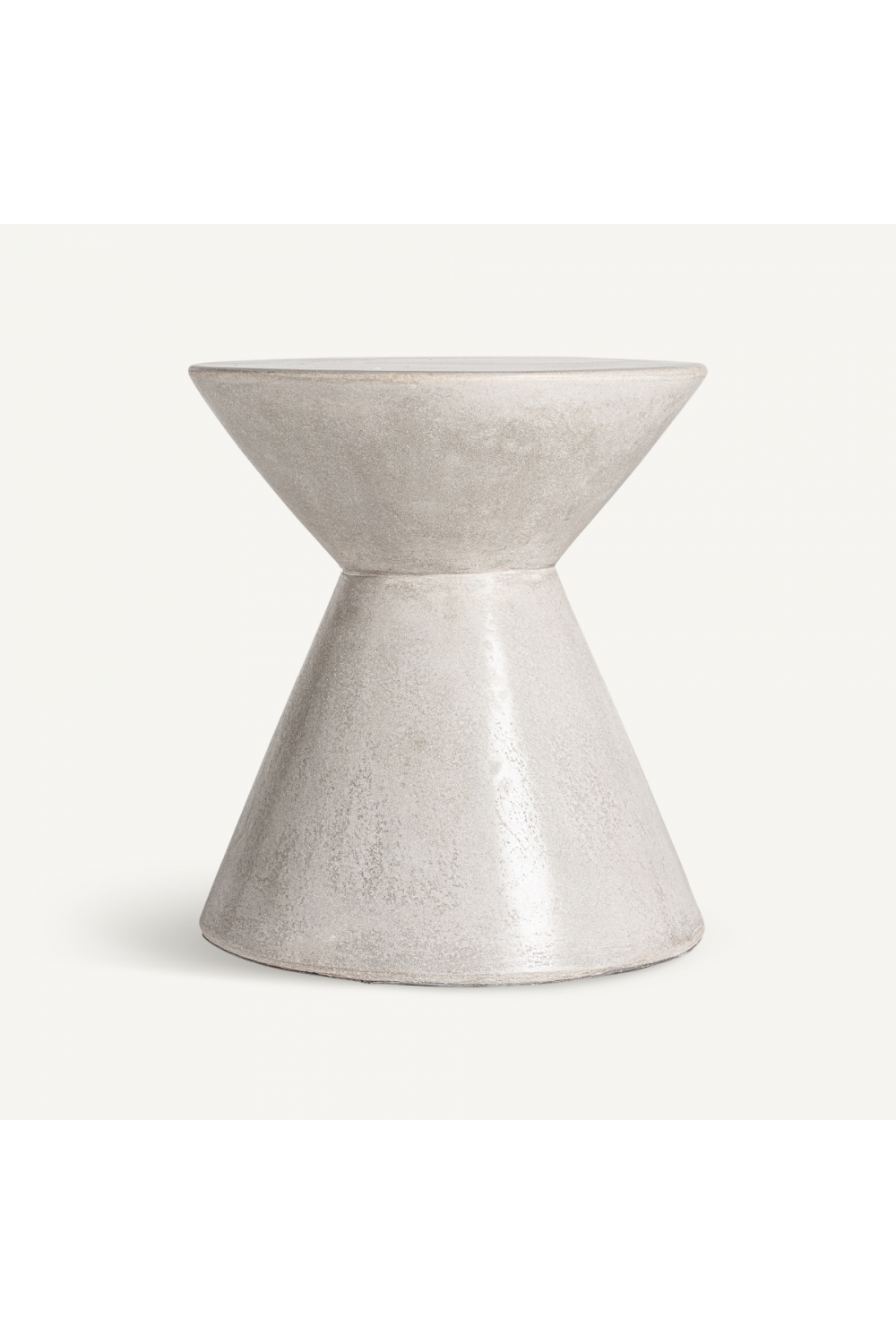 Cement Cone-Shaped Side Table | Vical Home Telfs | Oroa.com