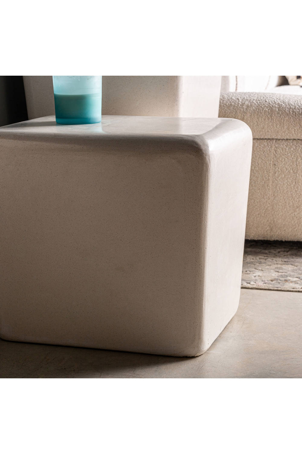 White Stone Side Table | Vical Home Vasto| Oroa.com