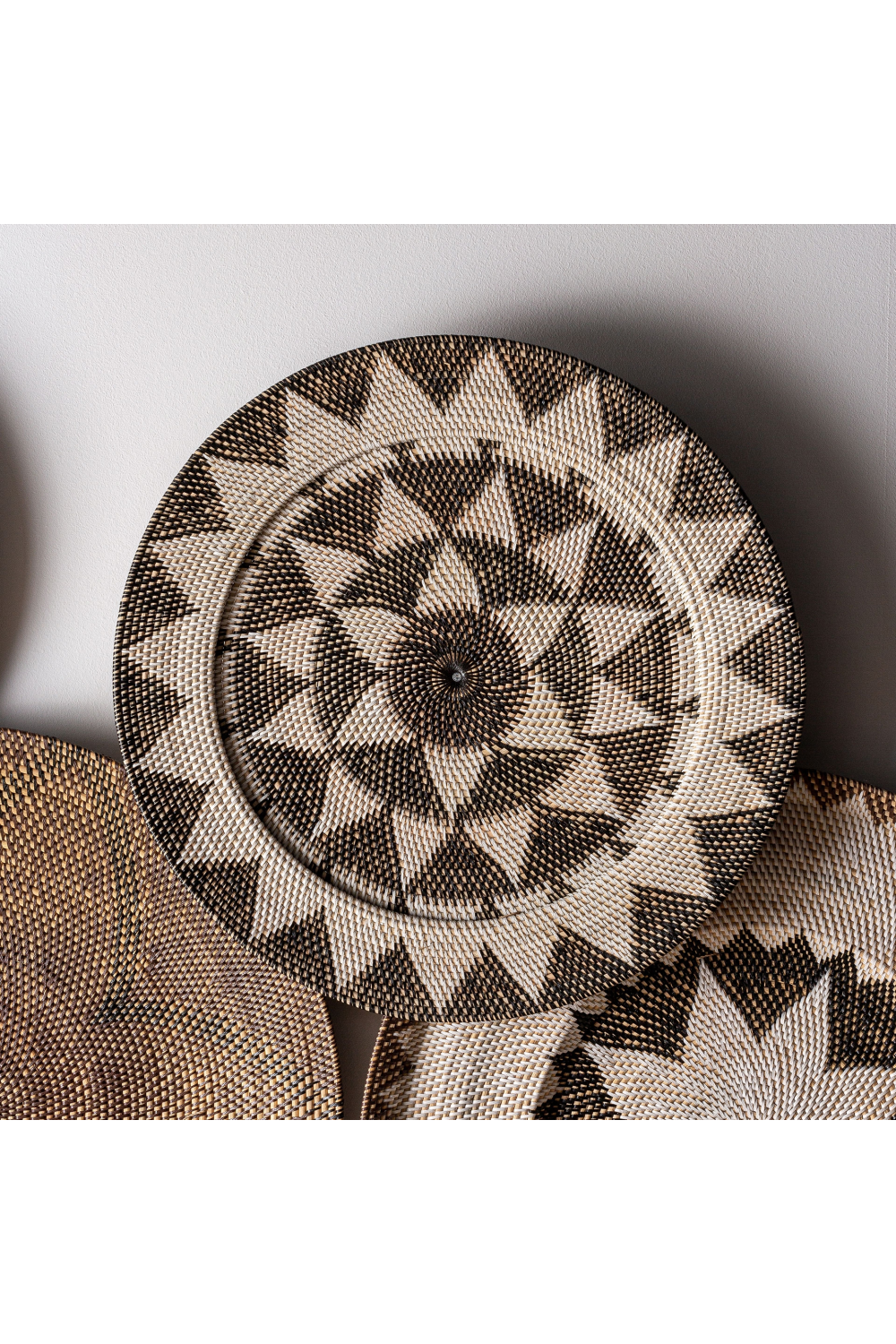 Round Patterned Rattan Wall Decor L | Vical Home Zirba