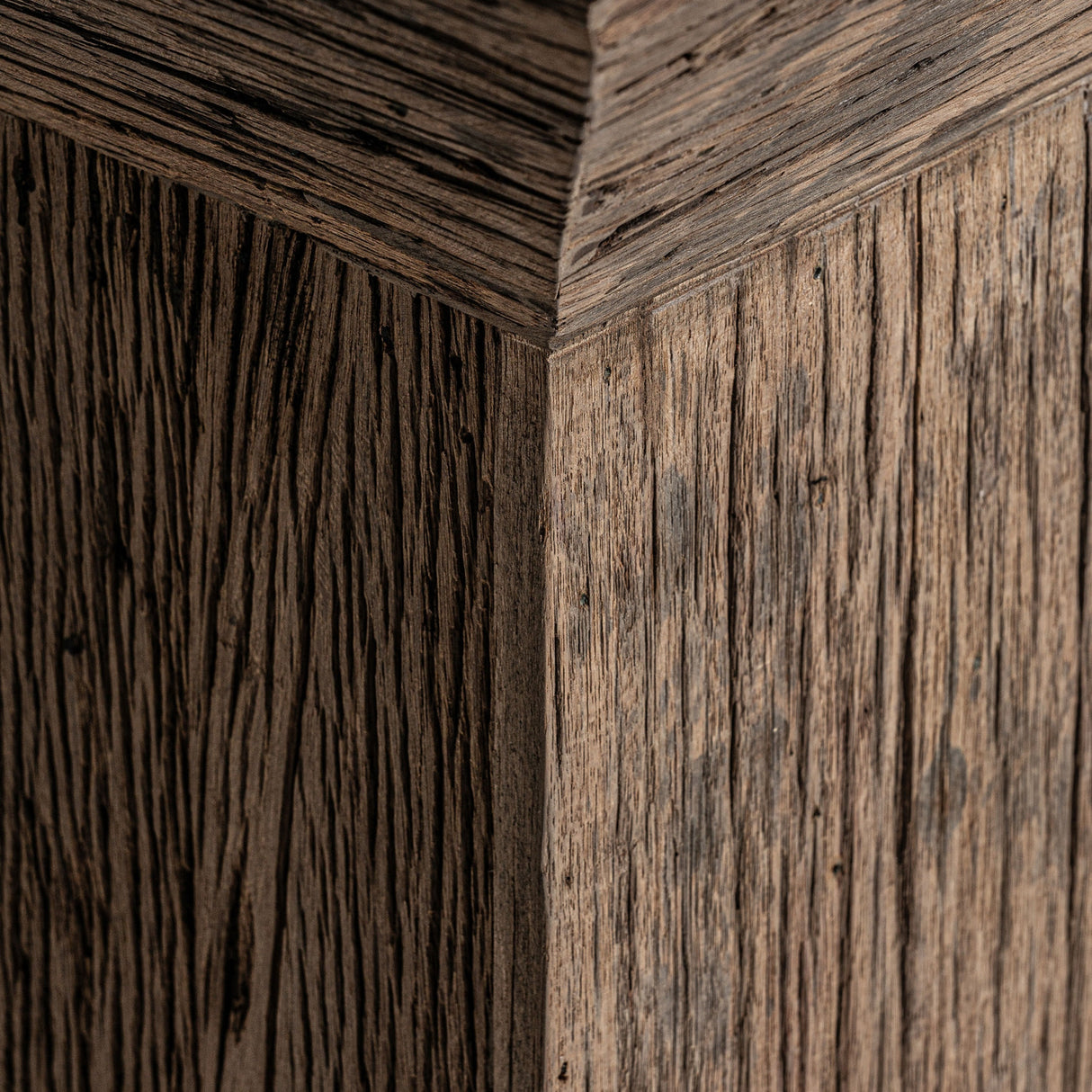   Rustic Pine Marble Side Table | Oroa.com