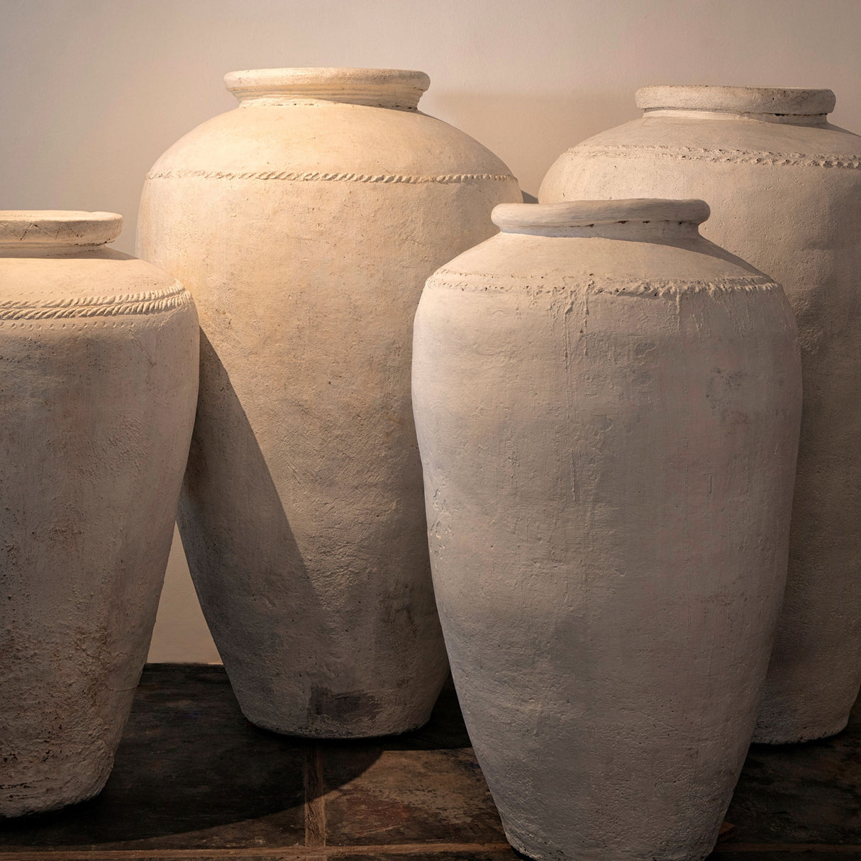   White Terracotta Vase | Oroa.com