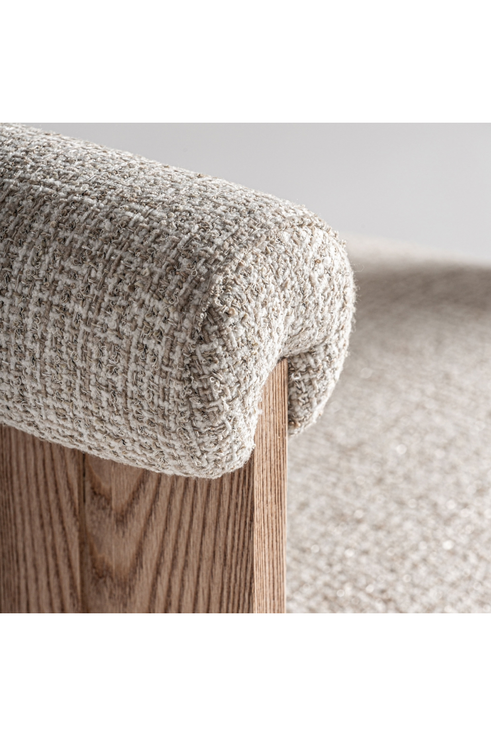 Natural Oak Curved Accent Chair | Vical Home Ustka | Oroatrade.com