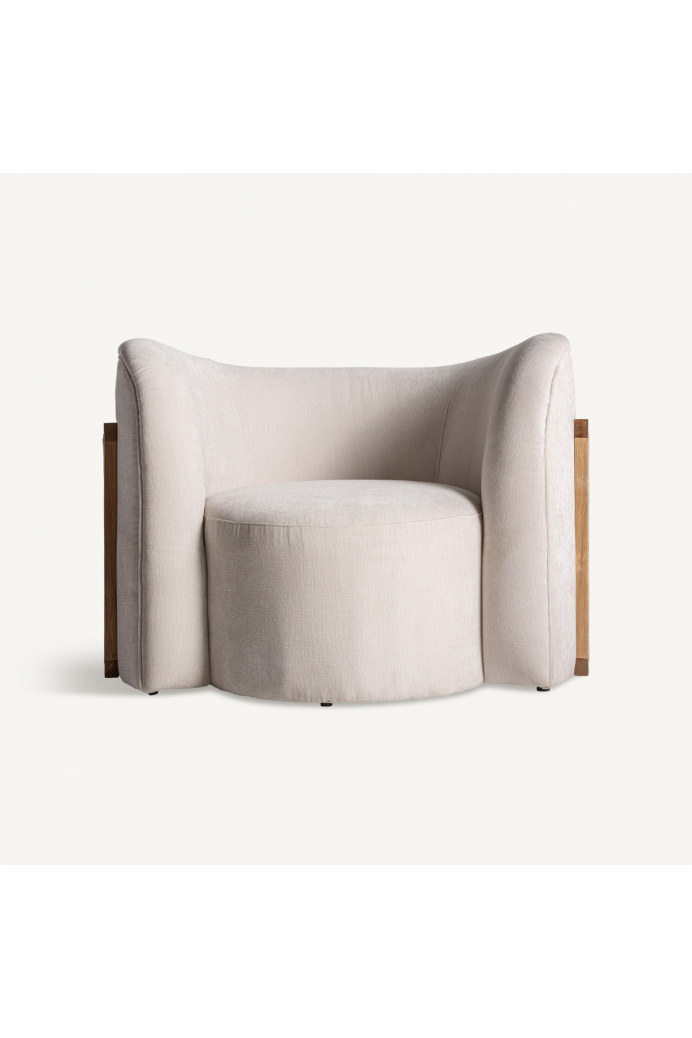 Rattan White Upholstered Armchair | Vical Home Nyul | Oroatrade.com