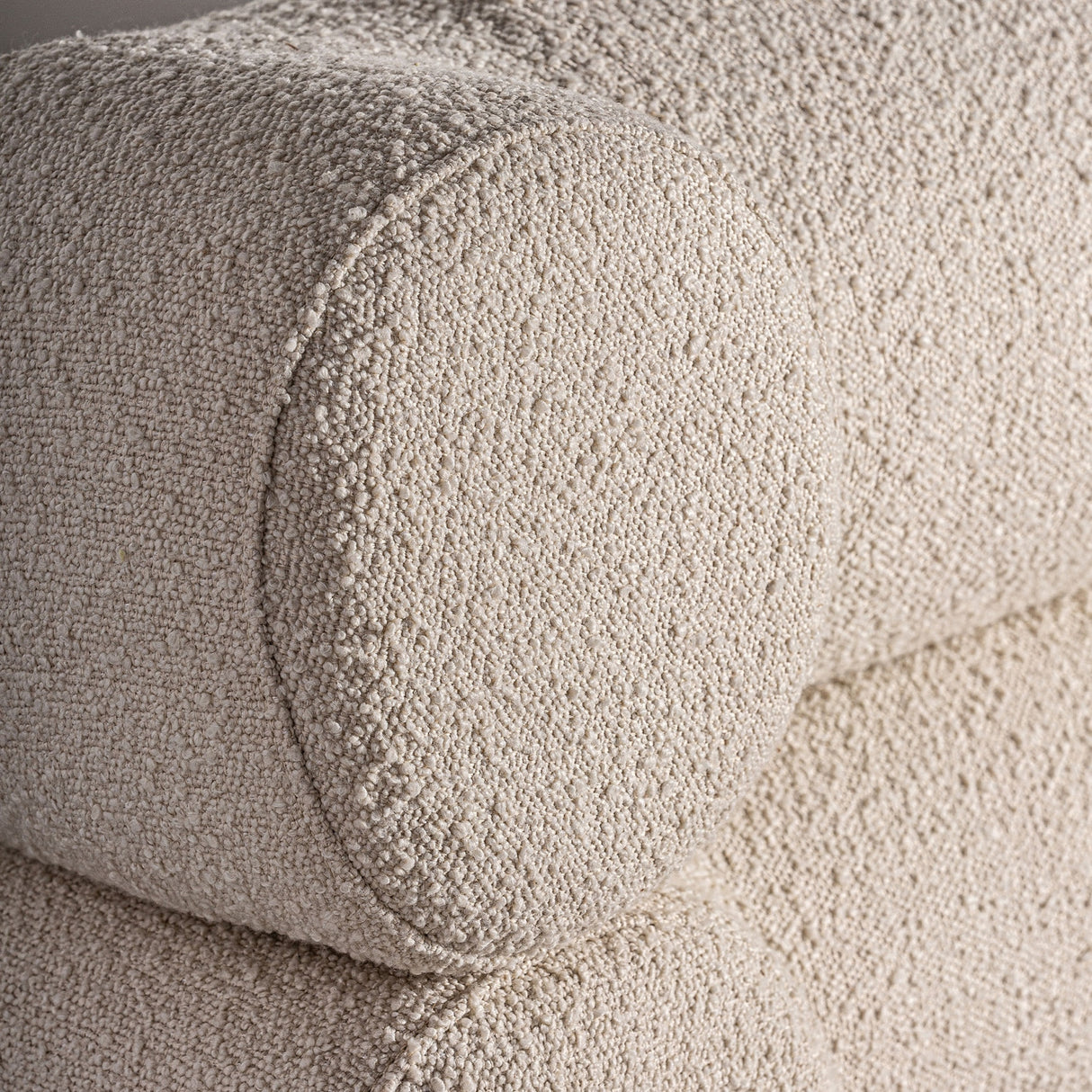   White Boucle Bed | Oroa.com