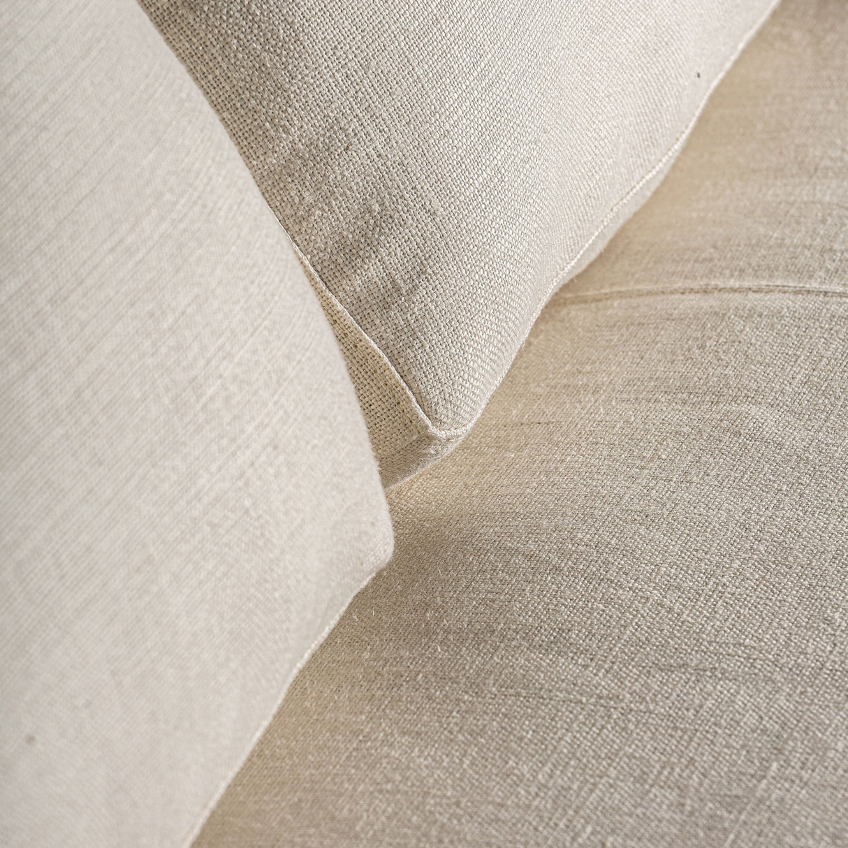   Cream Fabric Sofa | Oroa.com