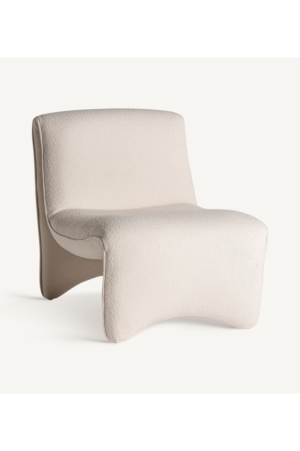 Wavy White Lounge Chair | Vical Home Asberg | Oroatrade.com