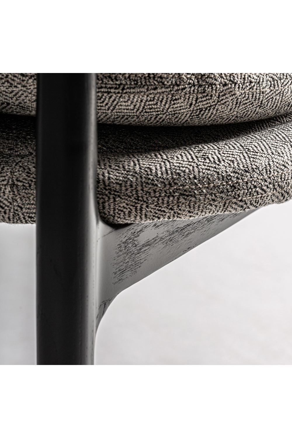 Gray Upholstered Lounge Armchair | Vical Home Thalfang | Oroa.com