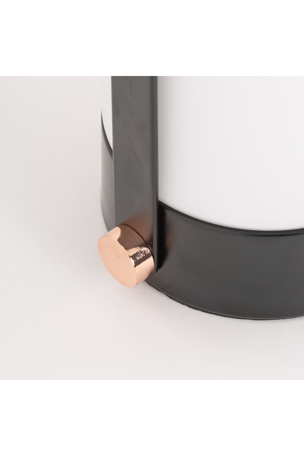 Black Handle Table Lamp | Vical Home Kaila | Oroa.com