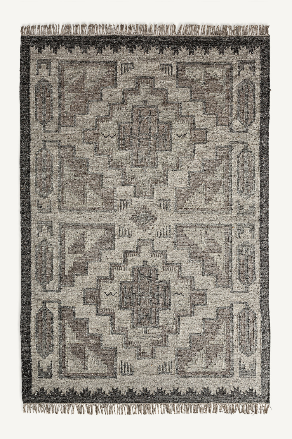 Gray Wool Fringed Rug 10' x 6'6" | Vical Home Kiara | Oroatrade.com