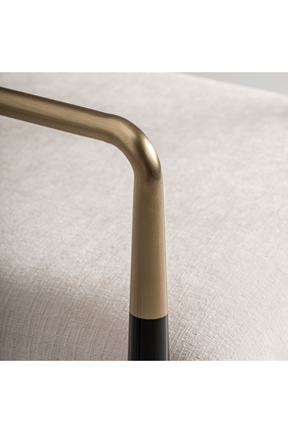 Steel Framed Modern Accent Chair | Vical Home Laggan | Oroa.com