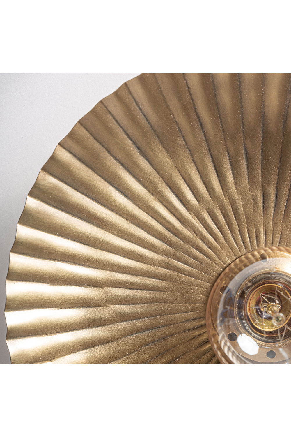 Gold Fluted Wall Lamp | Vical Home Jakle | Oroa.com